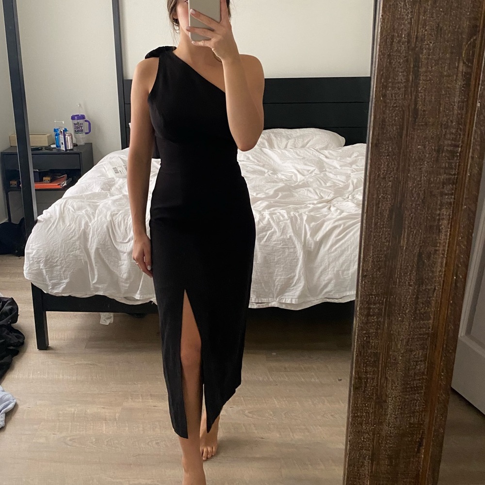 Black mini elegant dress